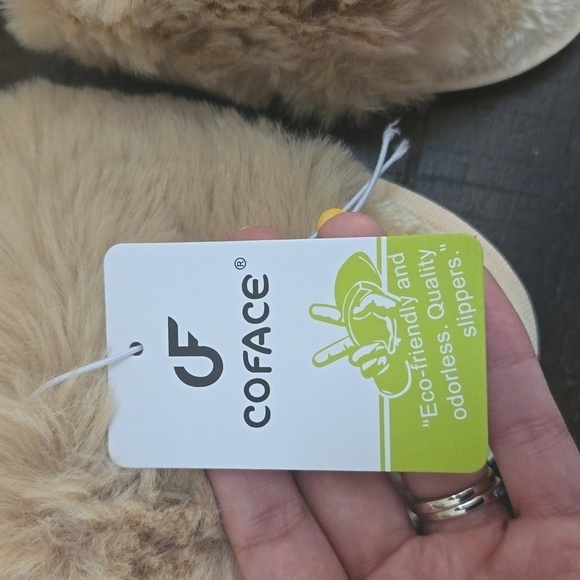 NWT Coface Cream Open Toe Slippers Size 9 - Picture 2 of 8